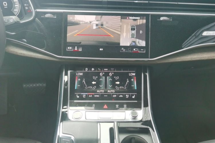 Used Audi Q7 2021 55 TFSI quattro S line Sport model Audio And AC Panel