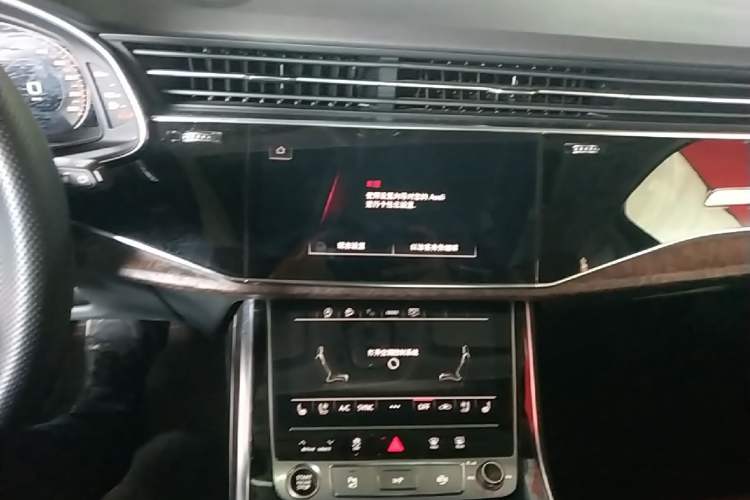 Used Audi Q7 2021 55 TFSI quattro S line Sport model Audio And AC Panel