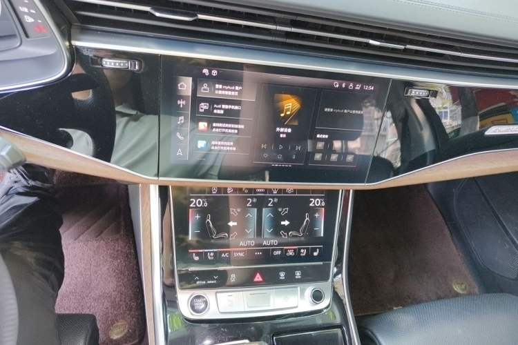 Used Audi Q7 2021 55 TFSI quattro S line Prestige Edition Audio And AC Panel