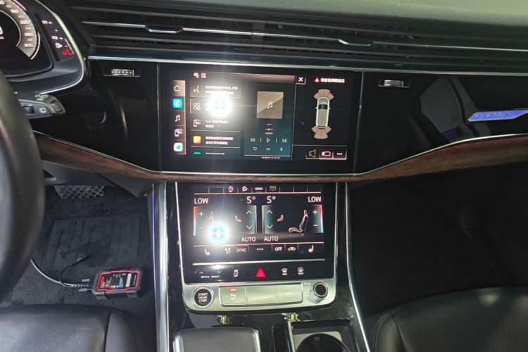 Used Audi Q7 2021 45 TFSI quattro S line Sport model Audio And AC Panel