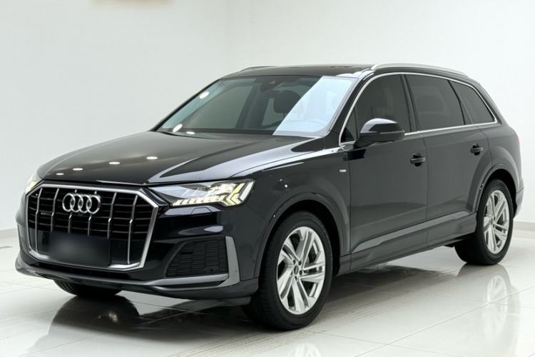 Used Audi Q7 2021 45 TFSI quattro S line Sport model Guazi used car, China used car export, Used car for sale, Used  cars, Cheapest cars for sale