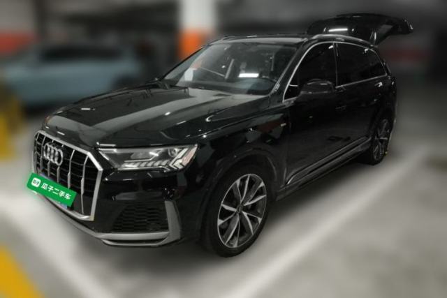 Used Audi Q7 2021 55 TFSI quattro S line Sport model