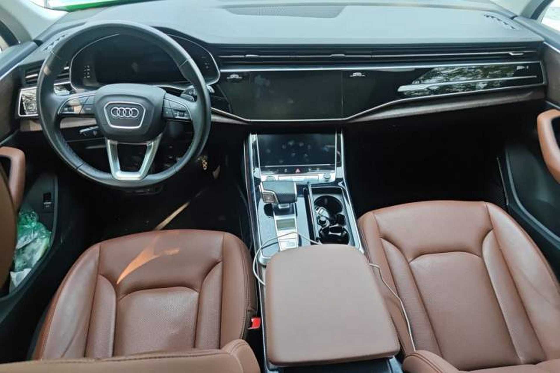 Used Audi Q7 2021 55 TFSI quattro S line Sport model Center Console