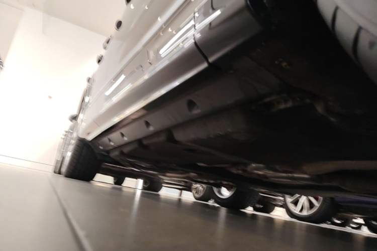 Used Audi Q7 2021 55 TFSI quattro S line Sport model Chassis Front Right