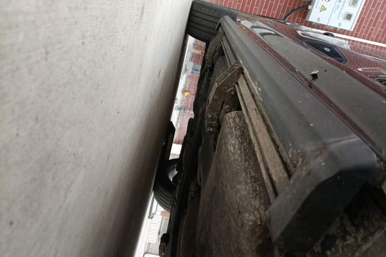 Used Audi Q7 2021 45 TFSI quattro S line Sport model Chassis Front Right