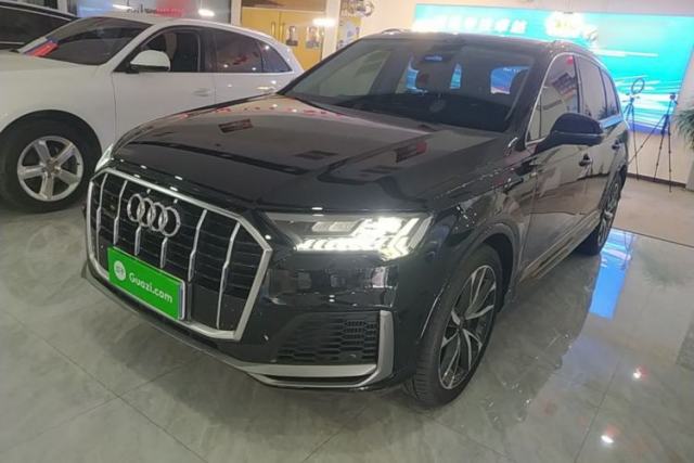 Used Audi Q7 2021 55 TFSI quattro S line Sport model