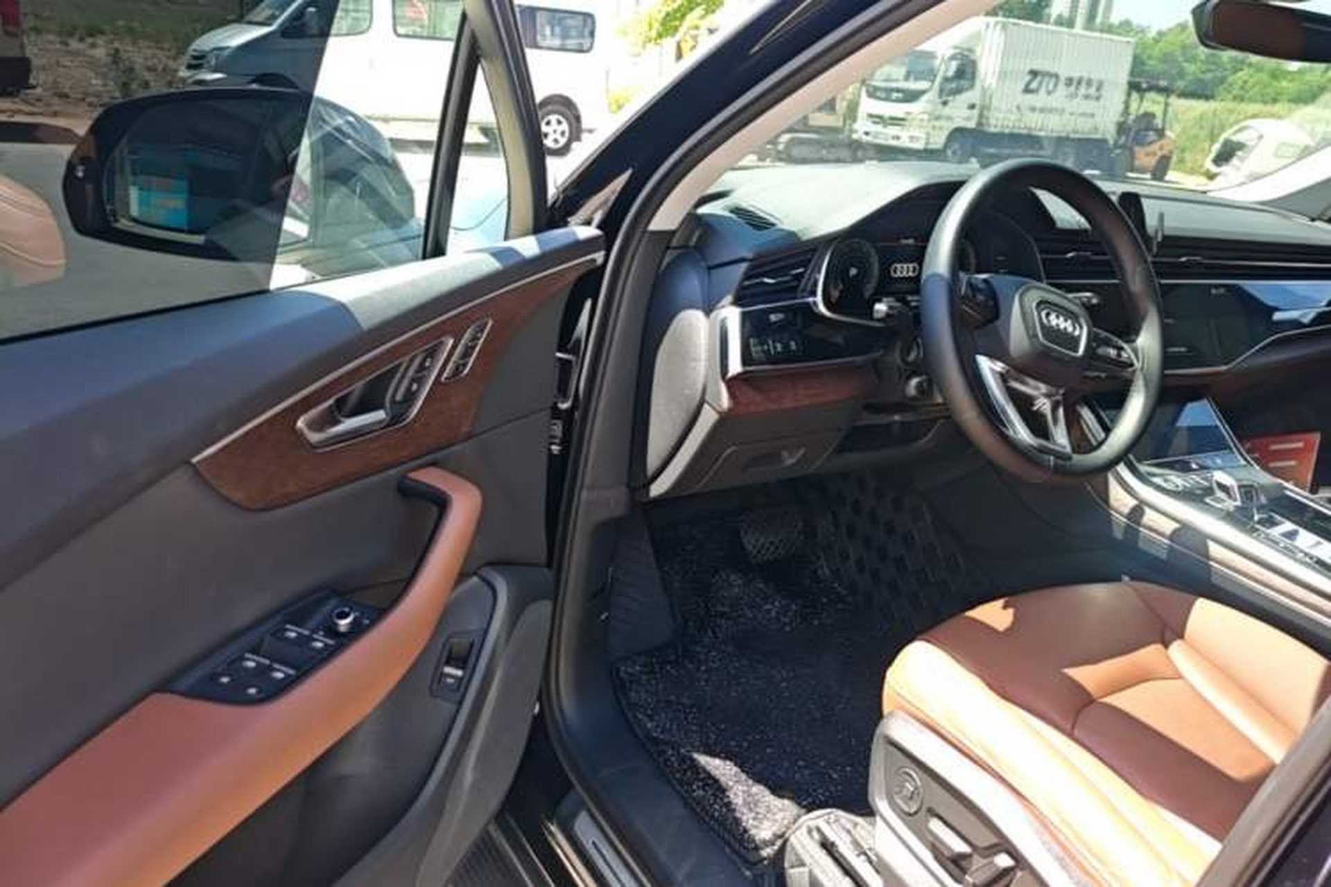 Used Audi Q7 2021 45 TFSI quattro S line Sport model Driver Seat
