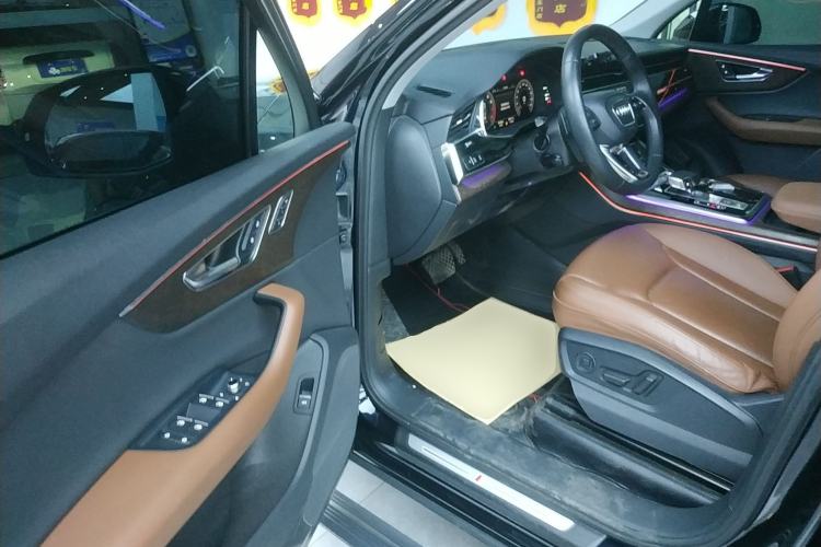 Used Audi Q7 2021 55 TFSI quattro S line Sport model Driver Seat