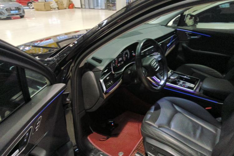 Used Audi Q7 2021 45 TFSI quattro S line Sport model Driver Seat