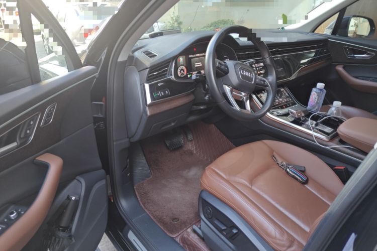 Used Audi Q7 2021 55 TFSI quattro S line Sport model Driver Seat