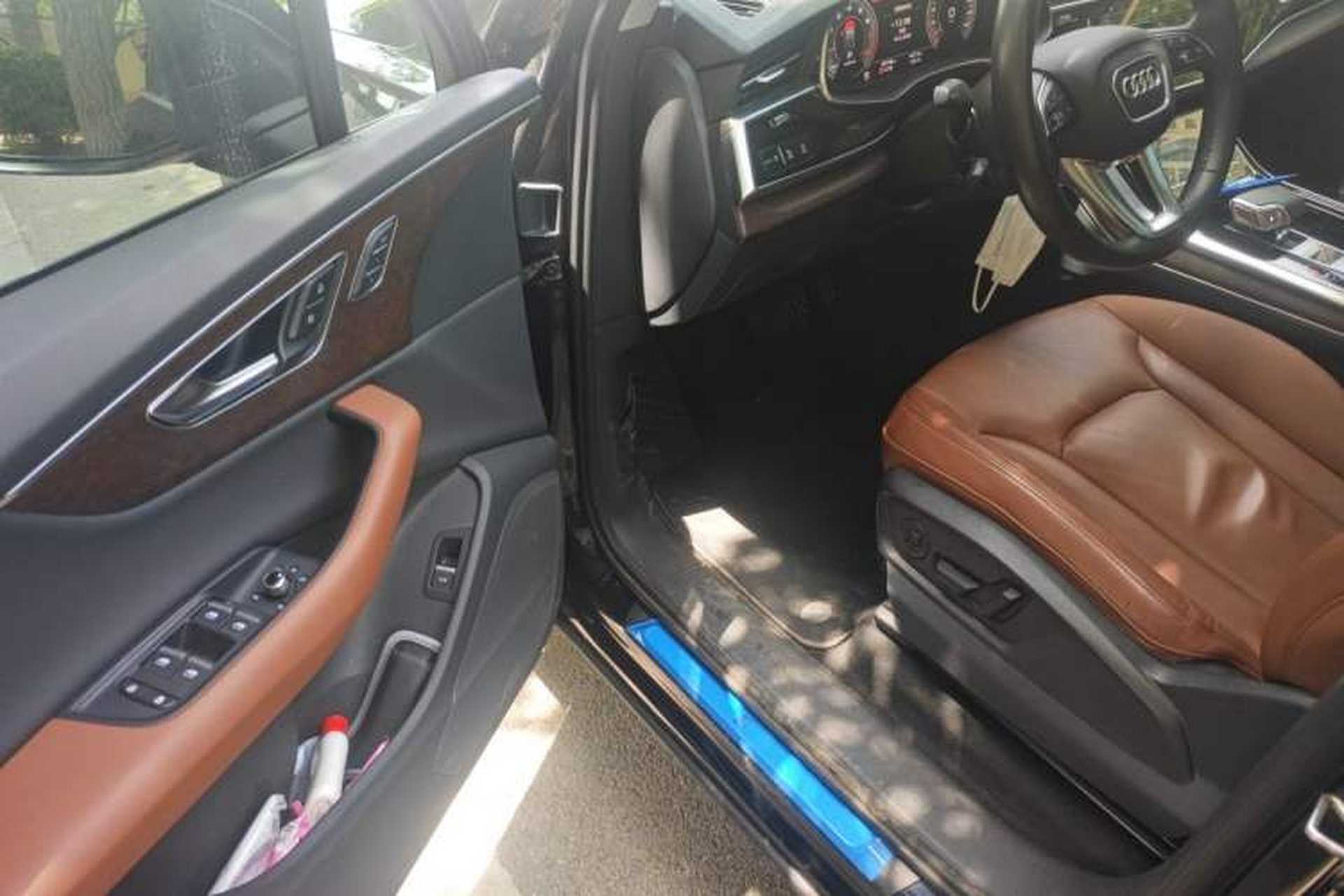 Used Audi Q7 2021 45 TFSI quattro S line Sport model Driver Seat