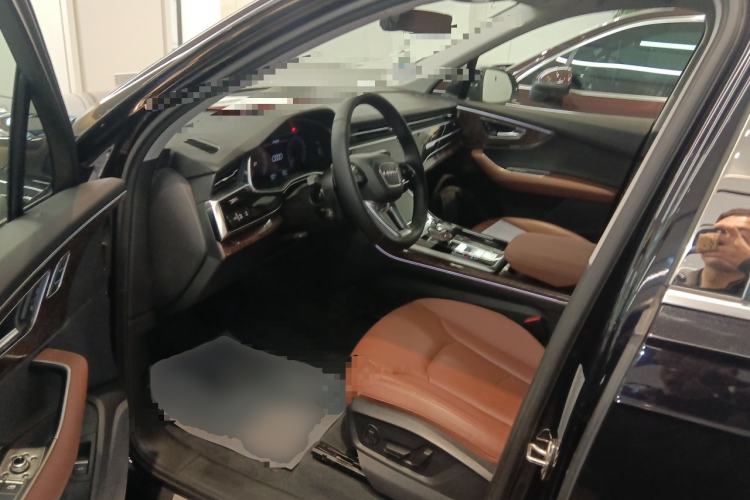 Used Audi Q7 2021 55 TFSI quattro S line Sport model Driver Seat