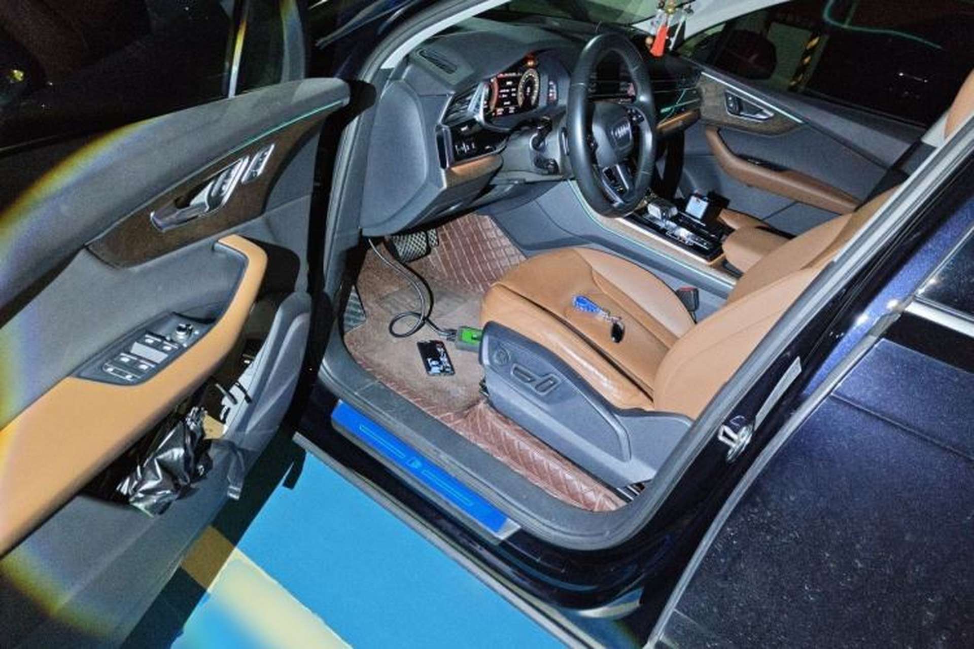 Used Audi Q7 2021 55 TFSI quattro S line Sport model Driver Seat