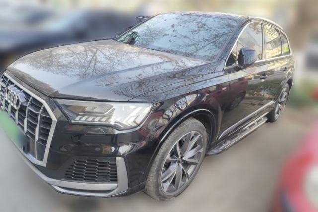 Used Audi Q7 2021 55 TFSI quattro S line Sport model