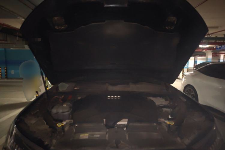 Used Audi Q7 2021 55 TFSI quattro S line Sport model Engine Bay