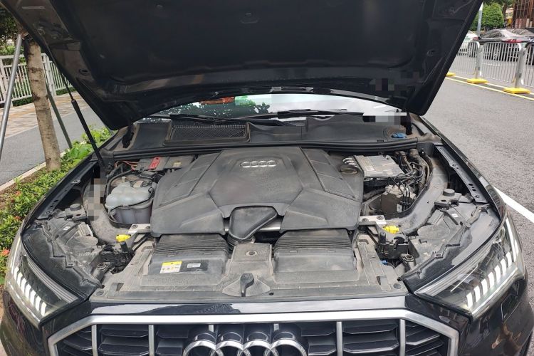 Used Audi Q7 2021 55 TFSI quattro S line Sport model Engine Bay