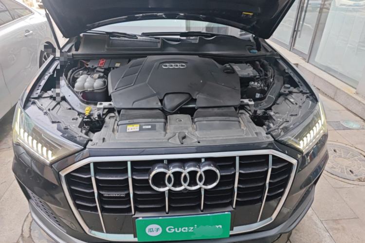 Used Audi Q7 2021 55 TFSI quattro S line Sport model Engine Bay