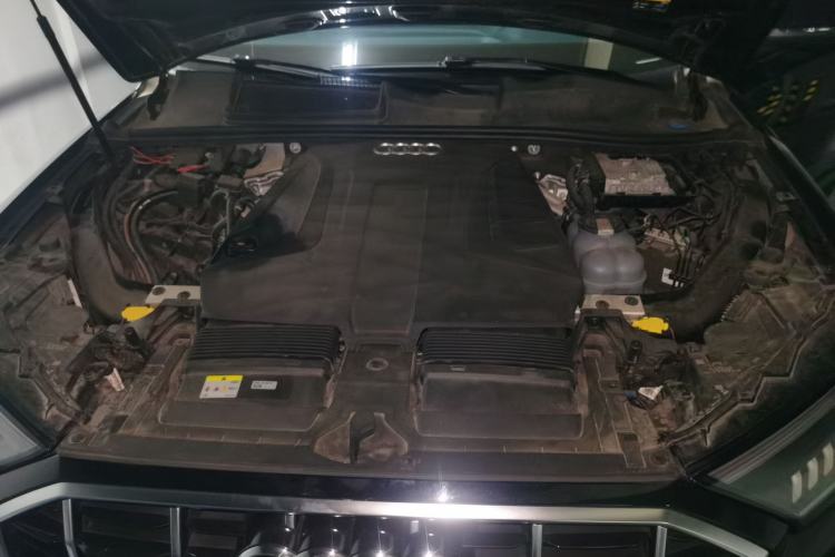 Used Audi Q7 2021 45 TFSI quattro S line Sport model Engine Bay
