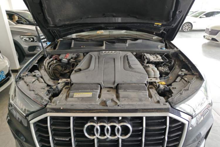 Used Audi Q7 2021 45 TFSI quattro S line Sport model Engine Bay