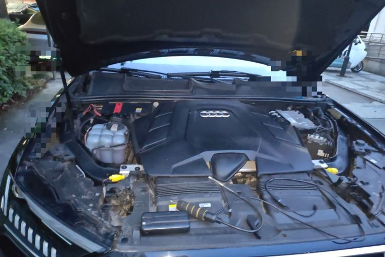 Used Audi Q7 2021 55 TFSI quattro S line Sport model Engine Bay