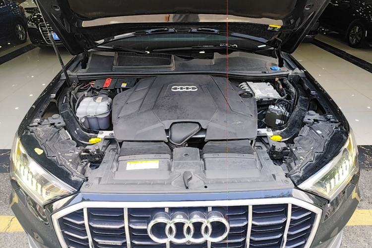 Used Audi Q7 2021 55 TFSI quattro S line Sport model Engine Bay