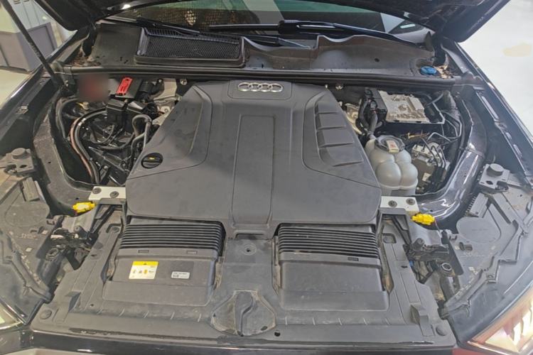 Used Audi Q7 2021 45 TFSI quattro S line Sport model Engine Bay