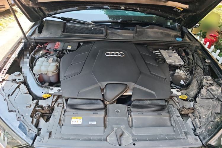 Used Audi Q7 2021 55 TFSI quattro S line Sport model Engine Bay