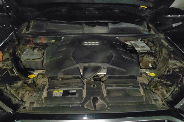 Used Audi Q7 2021 55 TFSI quattro S line Sport model Engine Bay