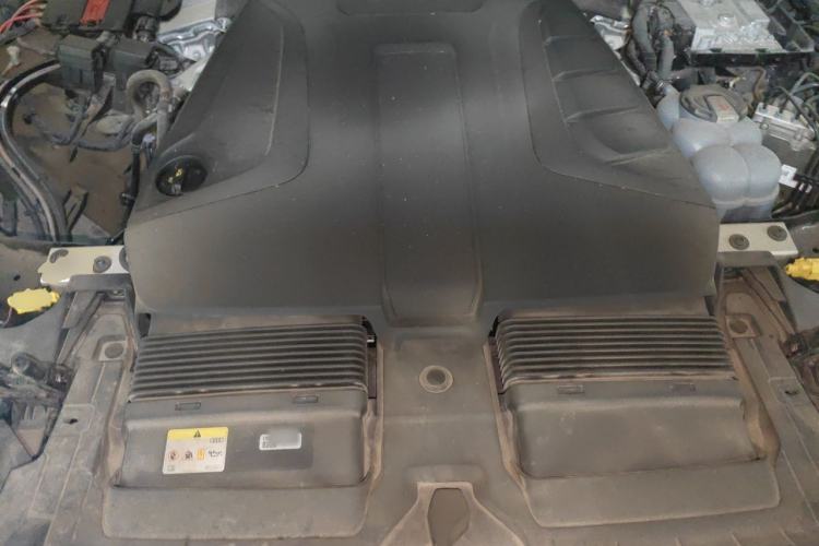 Used Audi Q7 2021 45 TFSI quattro S line Luxury Edition Engine Bay