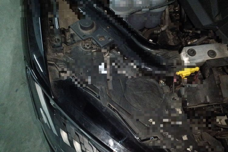 Used Audi Q7 2021 55 TFSI quattro S line Sport model Engine Bay Right