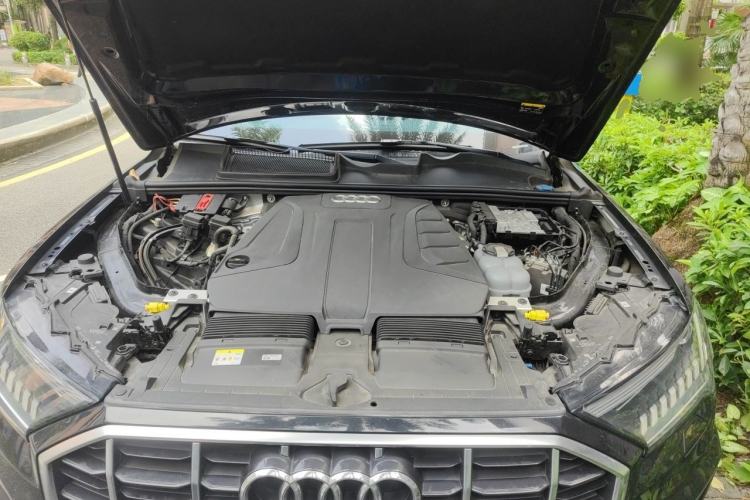Used Audi Q7 2021 45 TFSI quattro S line Sport model Engine Bay