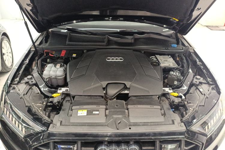 Used Audi Q7 2021 55 TFSI quattro S line Sport model Engine Bay