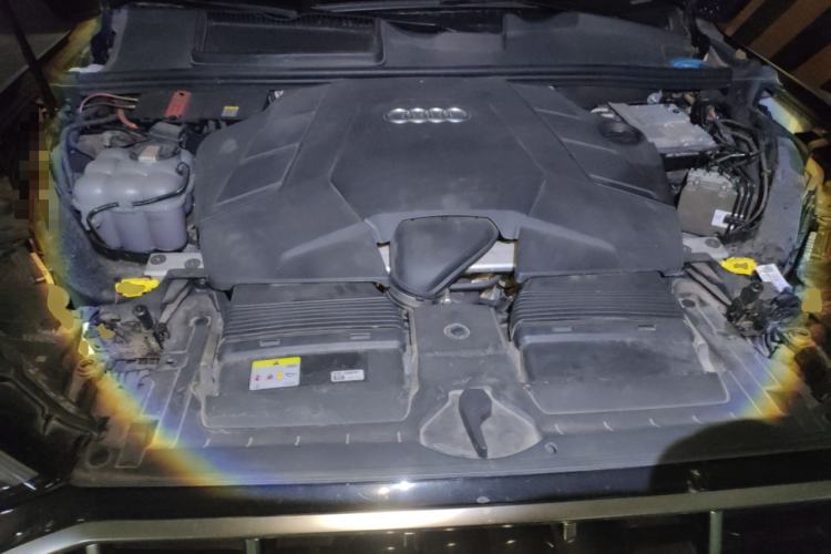 Used Audi Q7 2021 55 TFSI quattro S line Sport model Engine Bay