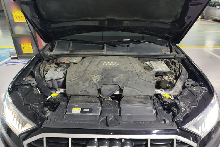 Used Audi Q7 2021 55 TFSI quattro S line Sport model Engine Bay