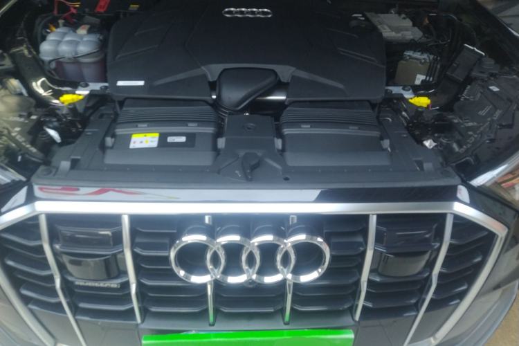 Used Audi Q7 2021 55 TFSI quattro S line Prestige Edition Engine Bay