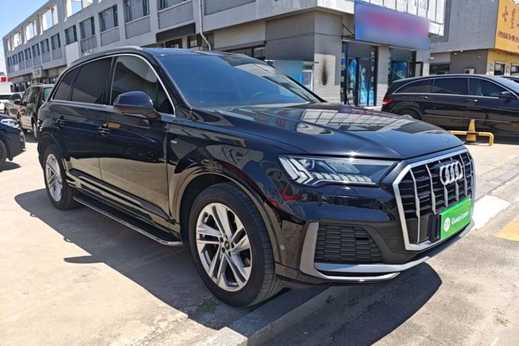 Used Audi Q7 2021 45 TFSI quattro S line Sport model Exterior 1
