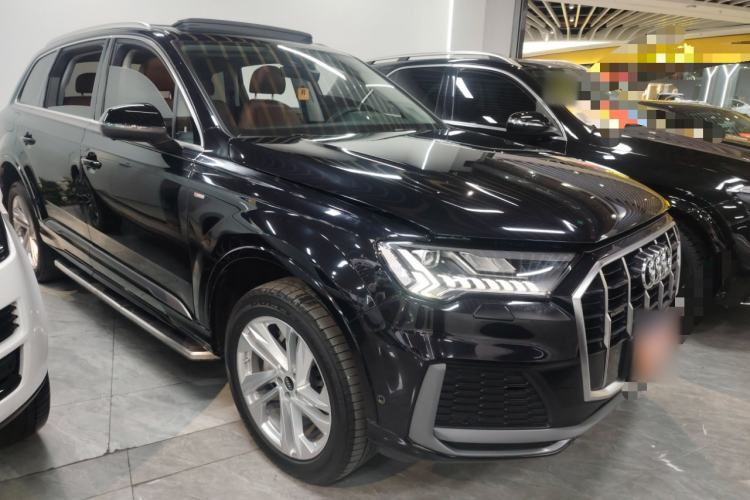 Used Audi Q7 2021 45 TFSI quattro S line Sport model Exterior 1