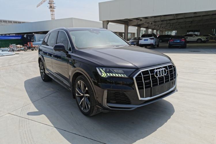 Used Audi Q7 2021 55 TFSI quattro S line Sport model Exterior 1