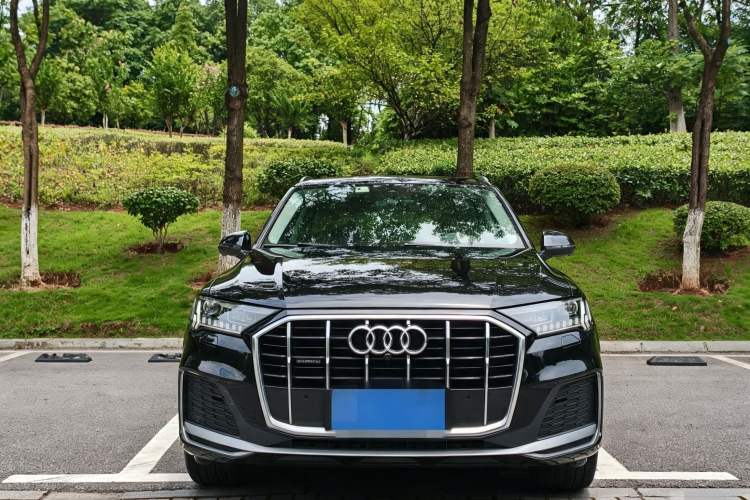 Used Audi Q7 2021 45 TFSI quattro S line Sport model Exterior 1