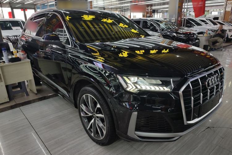 Used Audi Q7 2021 55 TFSI quattro S line Sport model Exterior 1