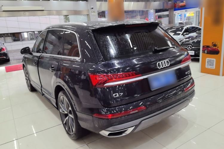 Used Audi Q7 2021 55 TFSI quattro S line Sport model Exterior 2