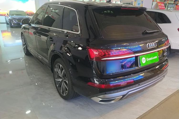Used Audi Q7 2021 55 TFSI quattro S line Sport model Exterior 2
