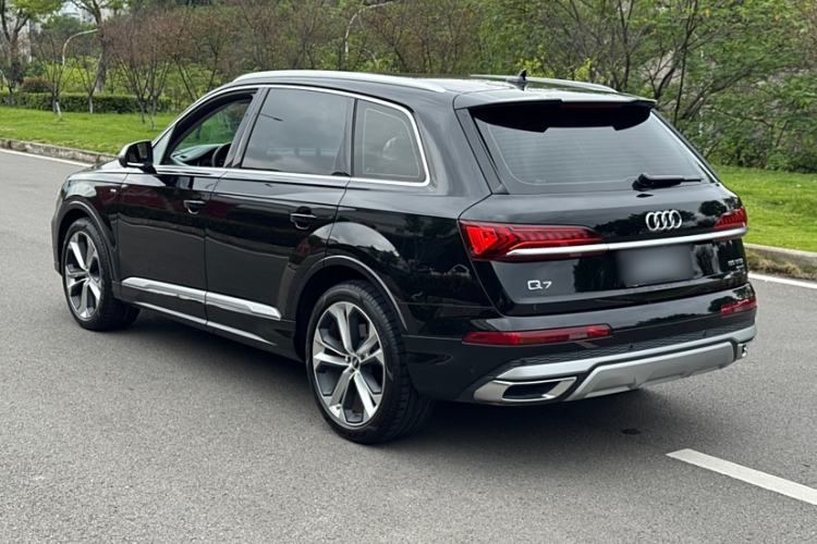 Used Audi Q7 2021 55 TFSI quattro S line Prestige Edition Exterior 2