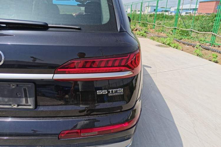 Used Audi Q7 2021 55 TFSI quattro S line Sport model Exterior 3