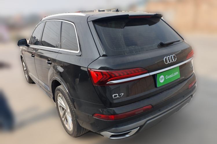 Used Audi Q7 2021 45 TFSI quattro S line Sport model Exterior 3