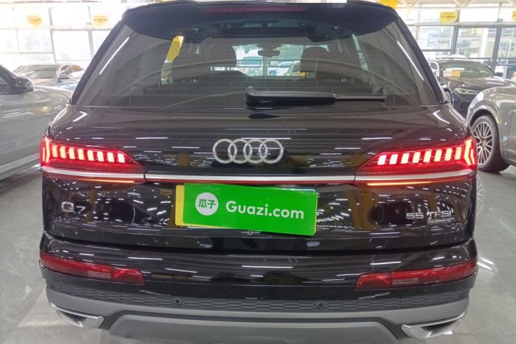 Used Audi Q7 2021 55 TFSI quattro S line Sport model Exterior 4