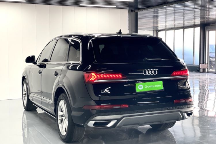 Used Audi Q7 2021 45 TFSI quattro S line Sport model Exterior 4