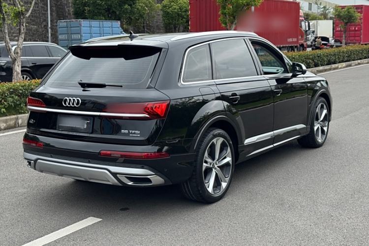 Used Audi Q7 2021 55 TFSI quattro S line Prestige Edition Exterior 4