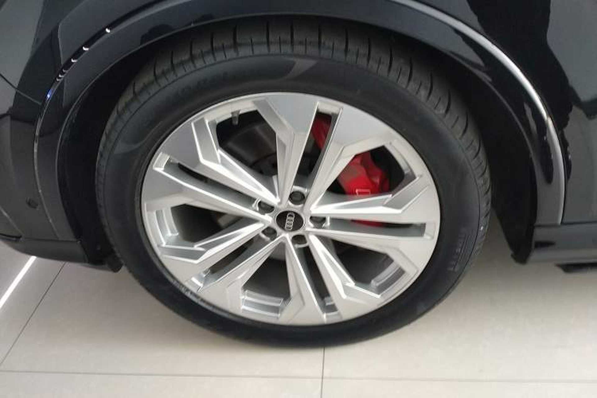 Used Audi Q7 2021 55 TFSI quattro S line Sport model Exterior 4