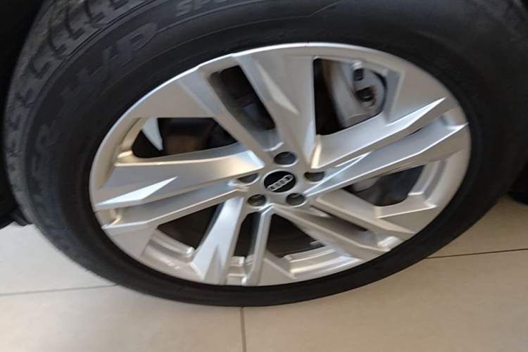 Used Audi Q7 2021 45 TFSI quattro S line Sport model Exterior 4